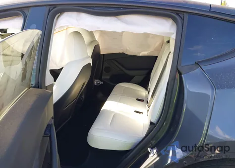 2023 Tesla Model Y Awd/Long Range Dual Motor All-Wheel Drive из США, поврежденный, VIN 7SAYGDEE4PF903647